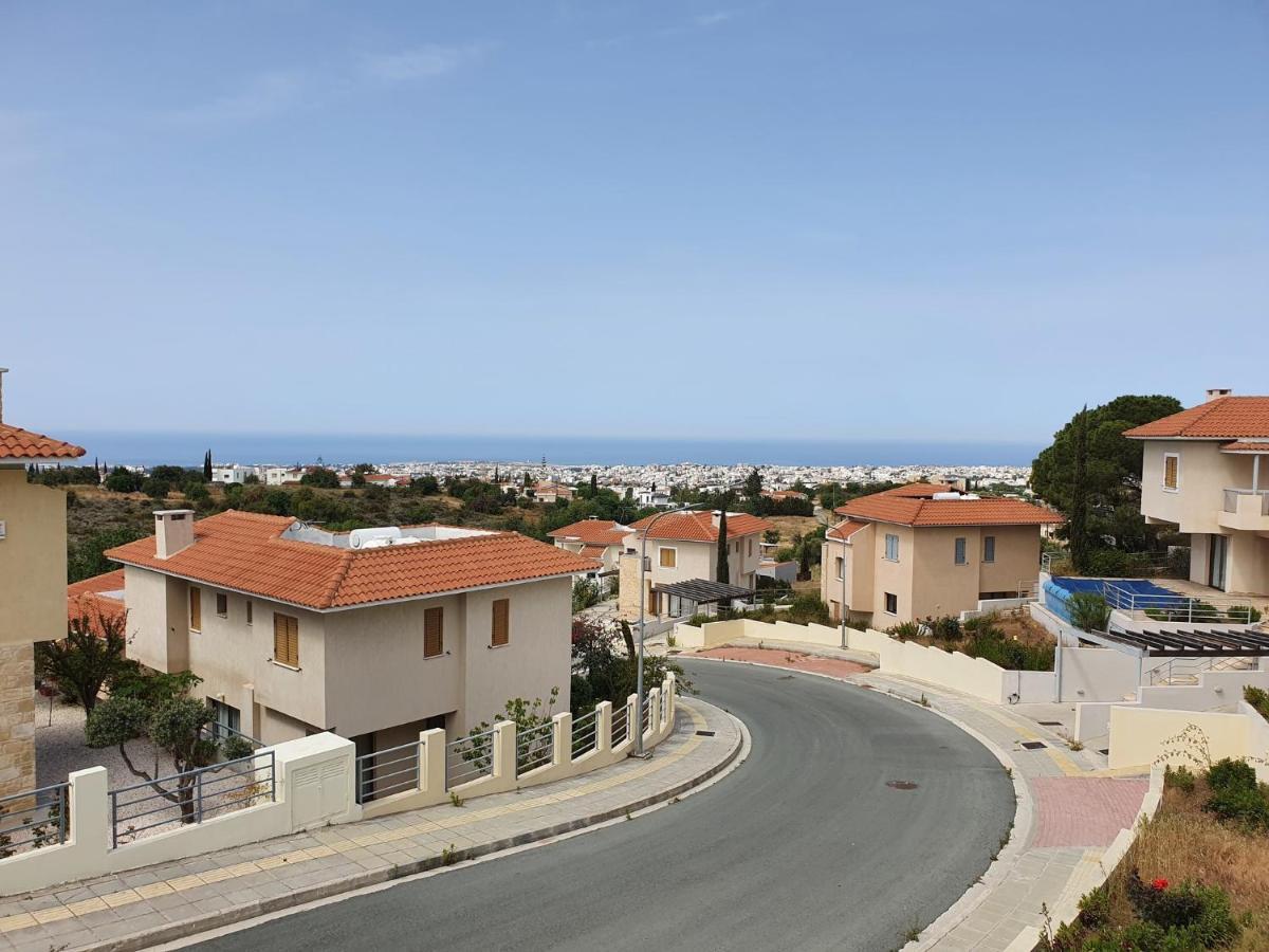 Panorama *