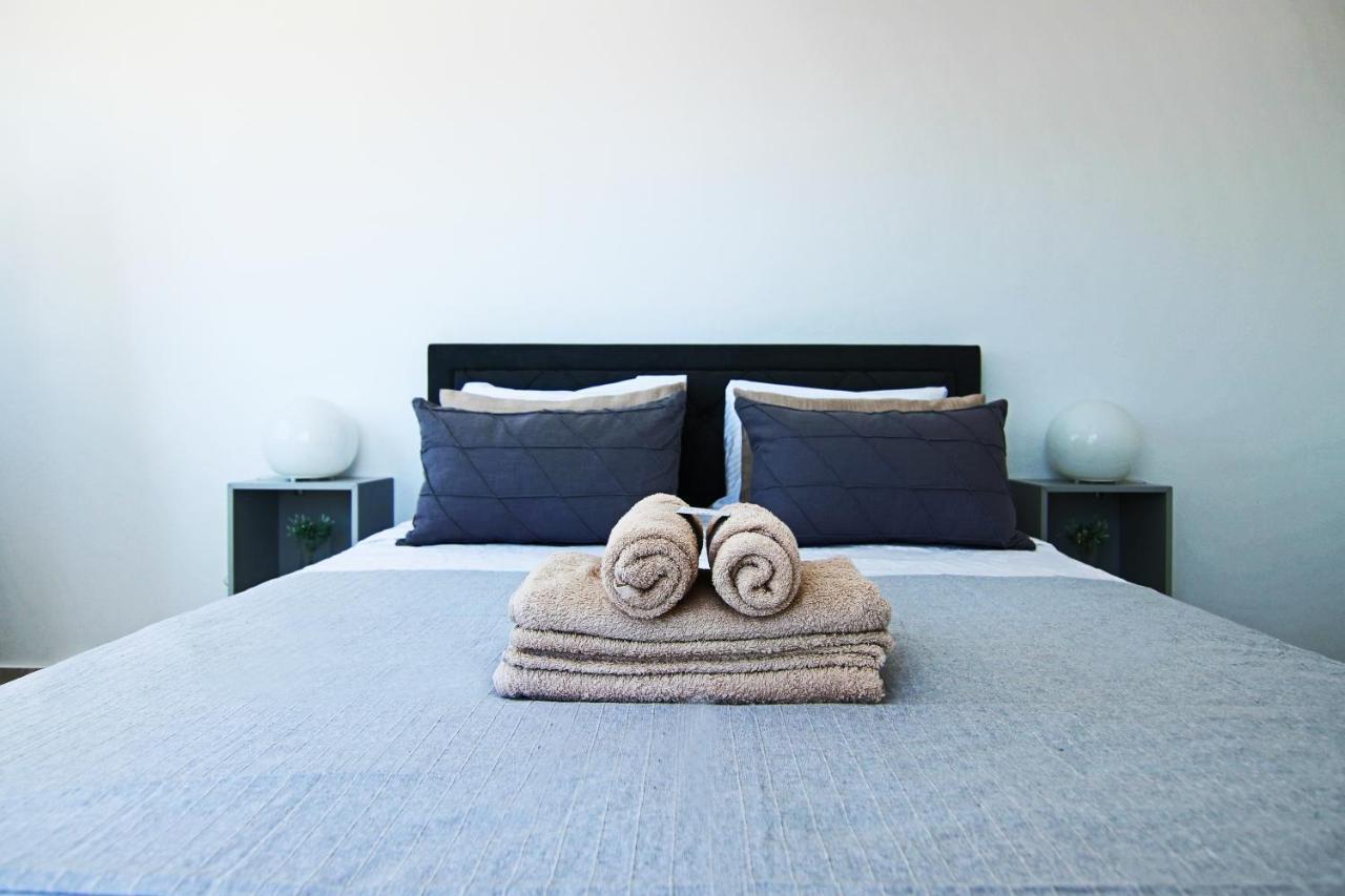 Phaedrus Living: Seaside Luxury Flat Lighthouse 74