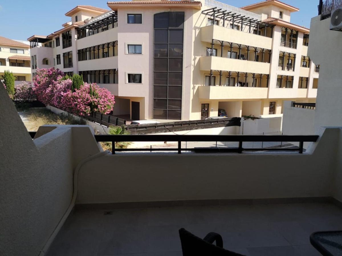 In Heart Of Tourist Area Of Apartment Paphos