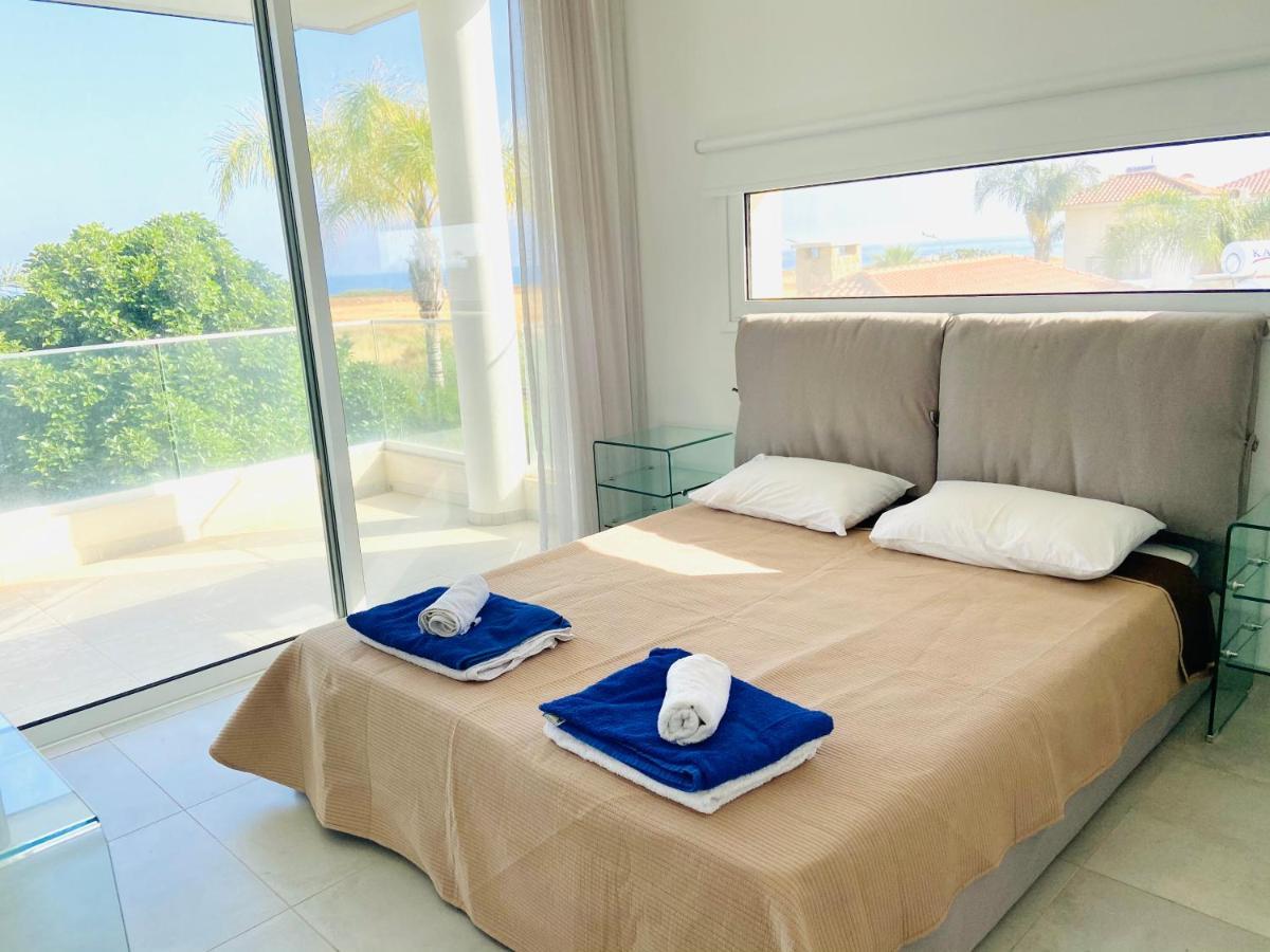 Iasonas Villas Coral Bay Paphos