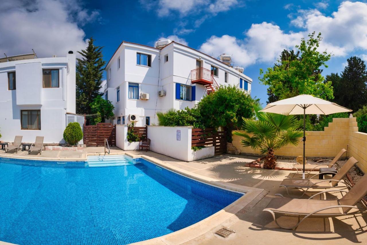 Townhouse By The Sea Pirate Harbor Apartment