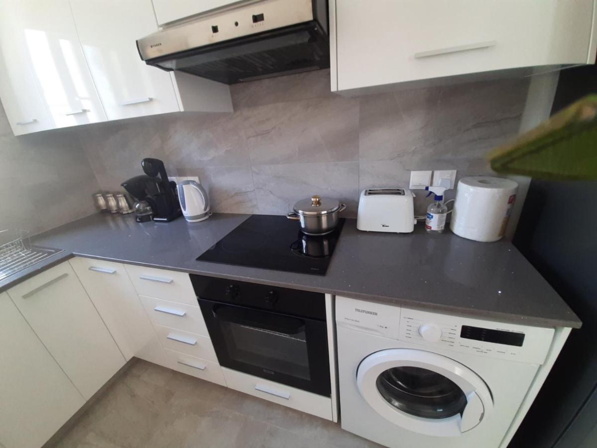 Kato 1br Near Harbour/beach/sea Apartment Paphos