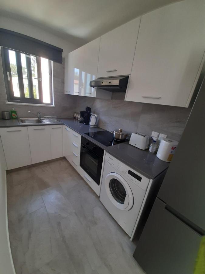 Kato 1br Near Harbour/beach/sea Paphos