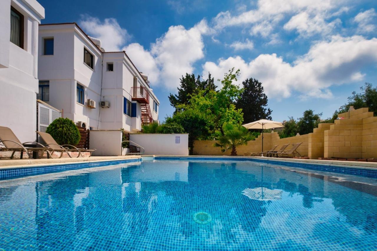 Apartment Townhouse By The Sea Pirate Harbor Paphos