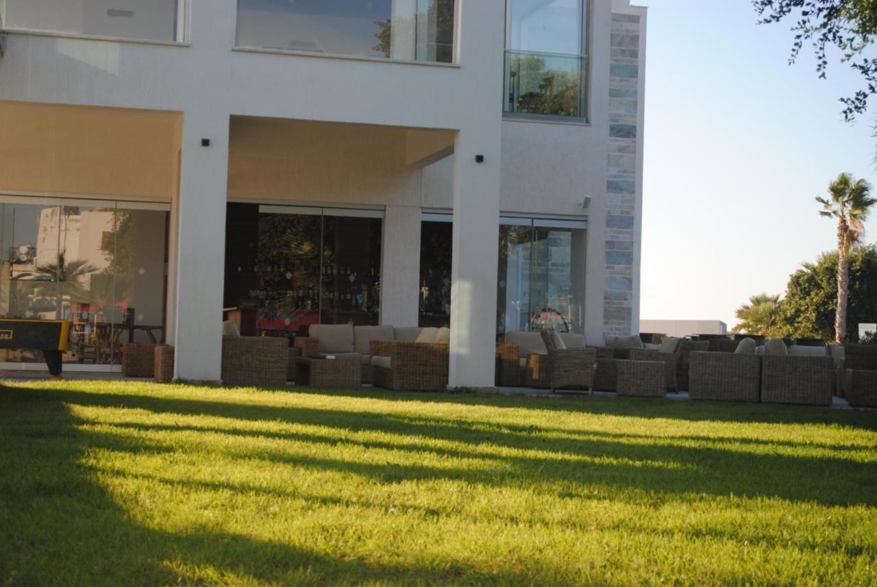 Gold Lagoon Kosher Hotel
