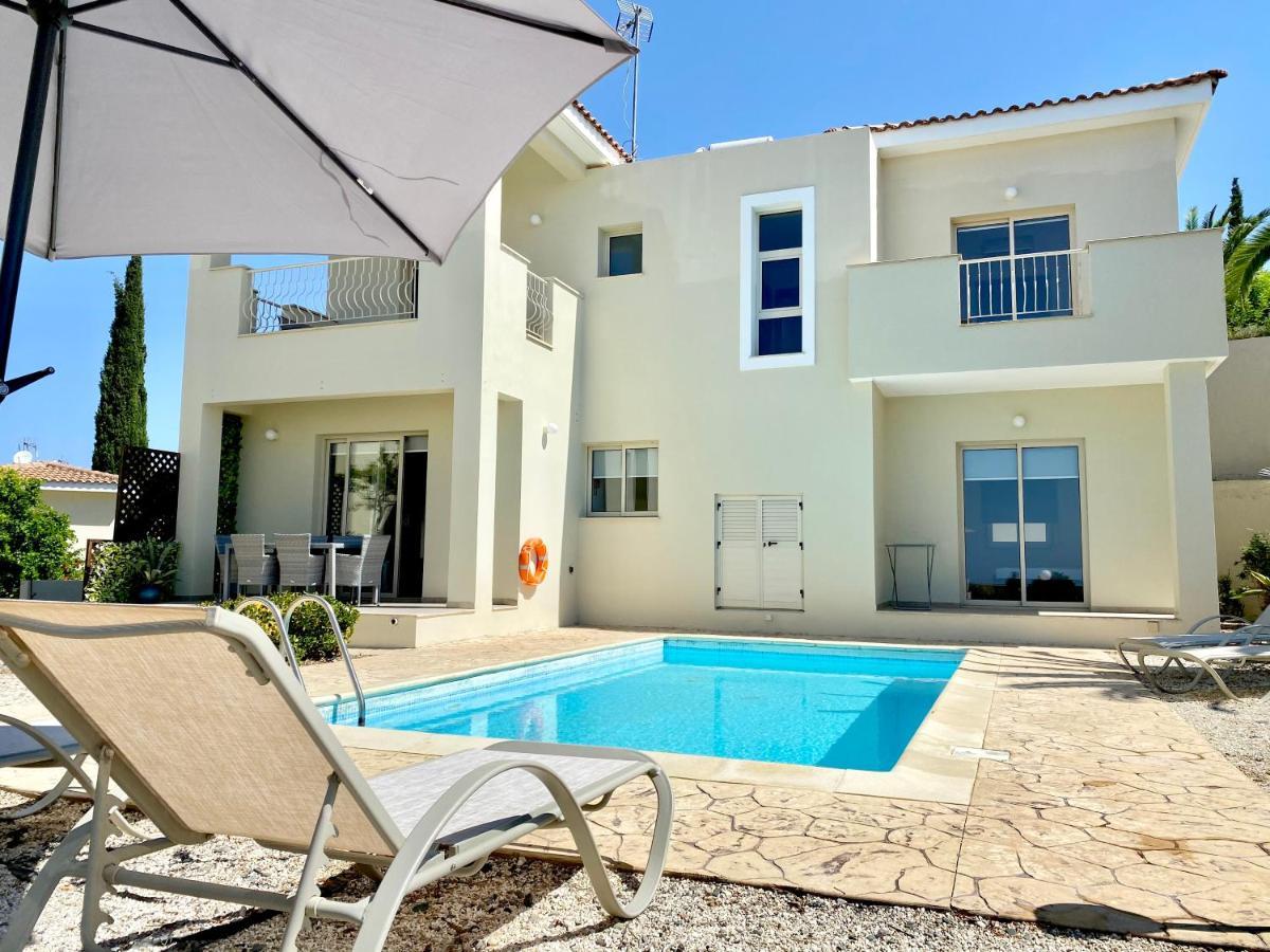 Stamati Real Estate Villa *