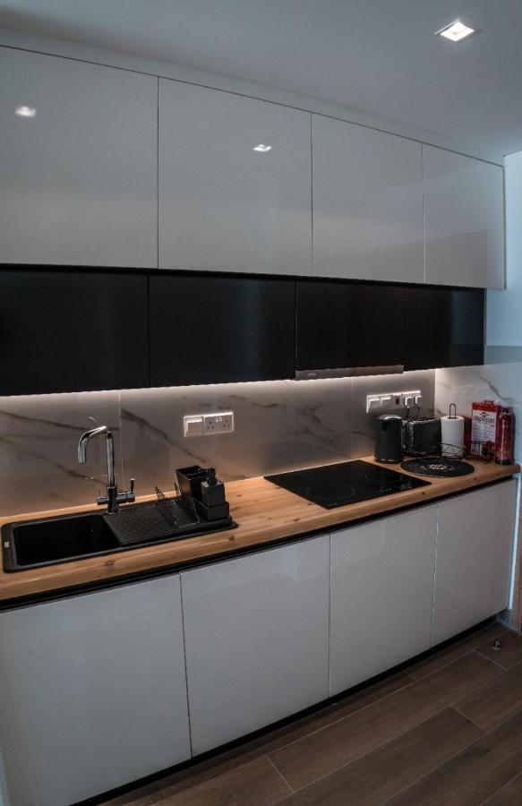 Cosea Living: Seaside Deluxe In Harbour 107b Apartment