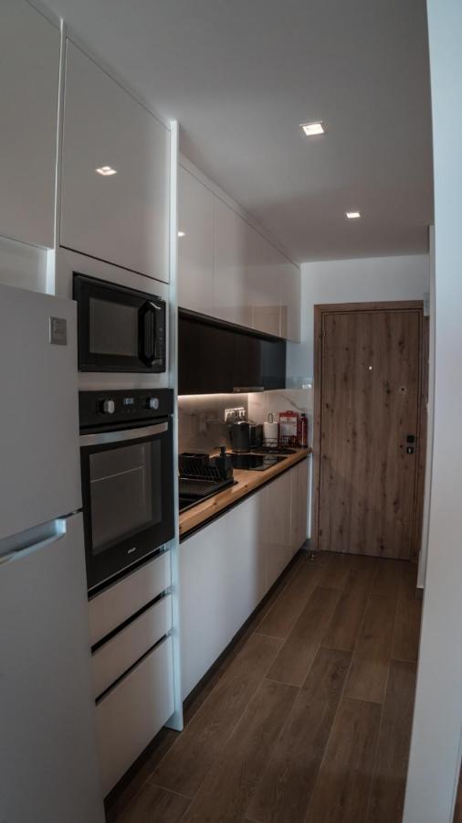 Cosea Living: Seaside Deluxe In Harbour 107b * Paphos