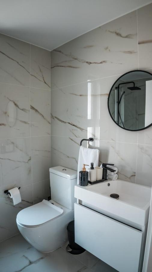 Cosea Living: Seaside Deluxe In Harbour 107b Paphos