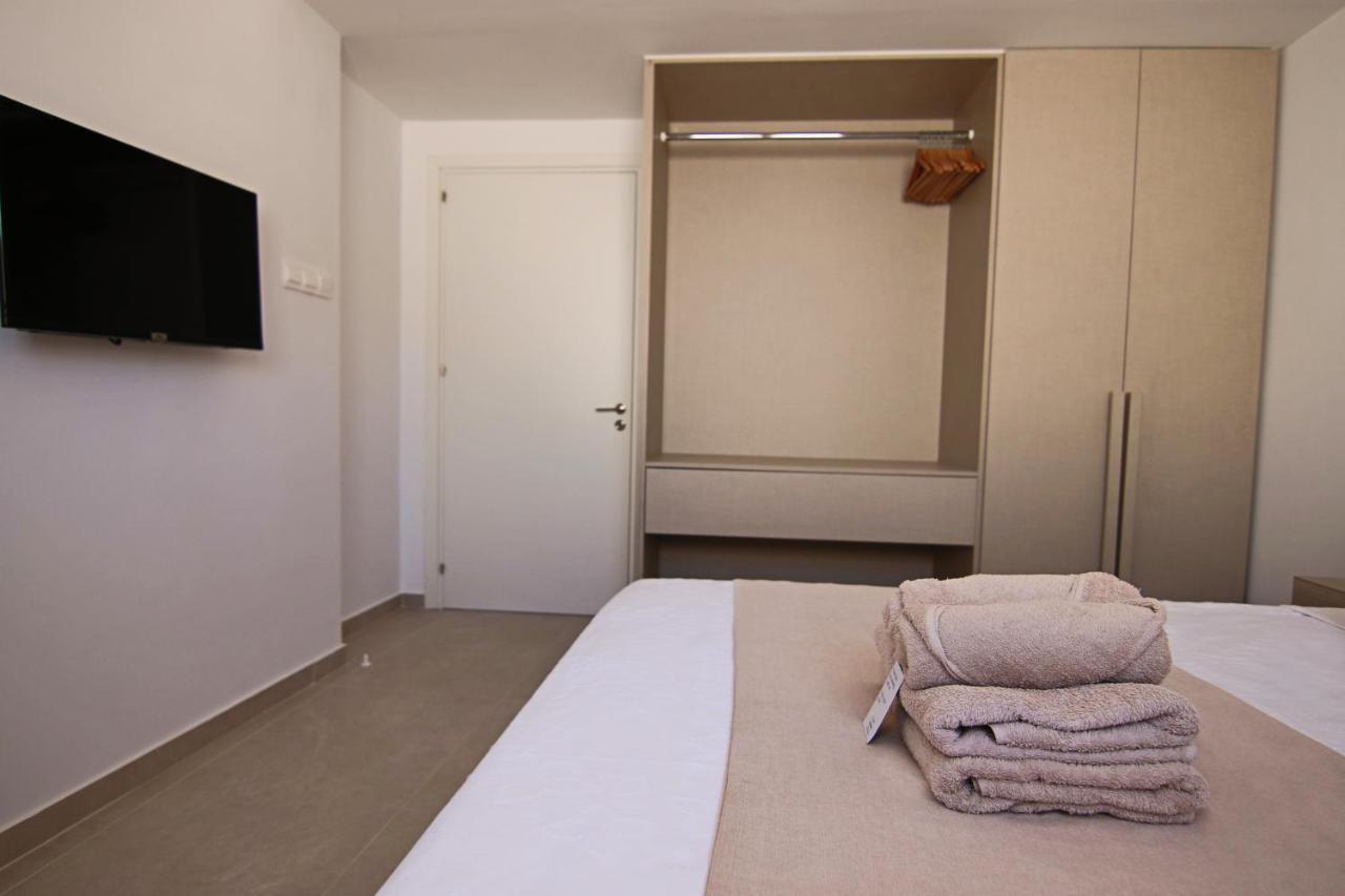 Apartment Phaedrus Living: Seaview Luxury Flat Limnaria 151 Paphos