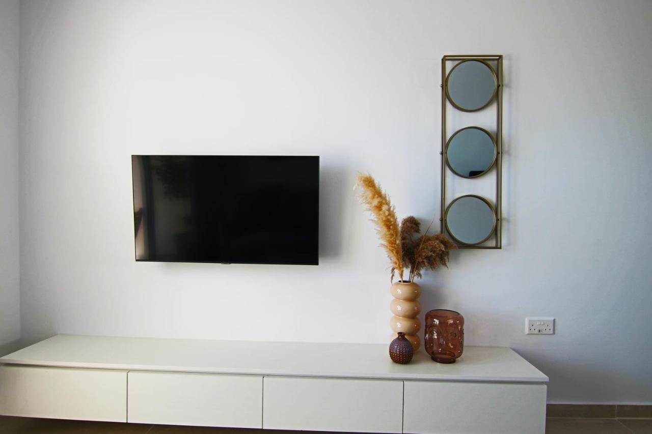 Phaedrus Living: Seaview Luxury Flat Limnaria 151 Apartment Paphos