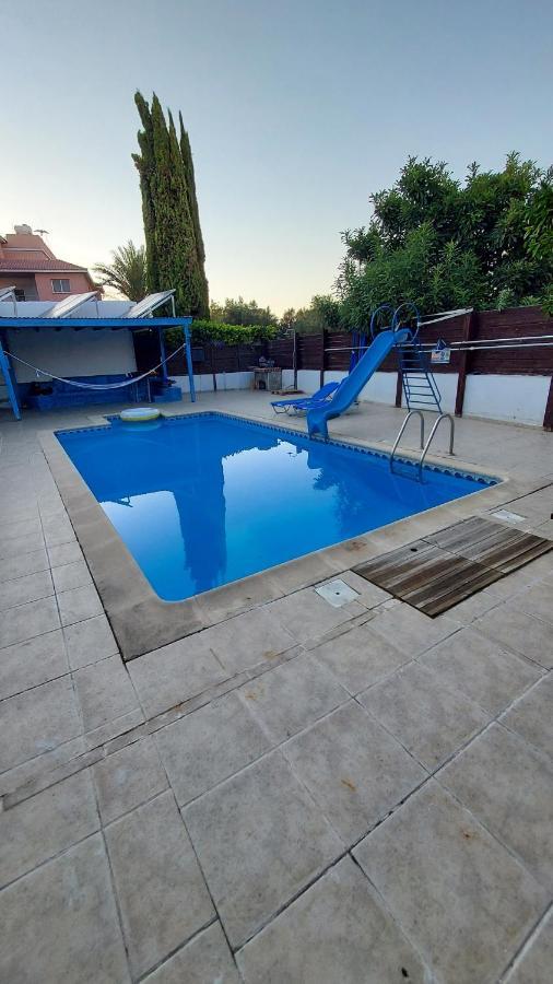 Alekas Pool And Garden