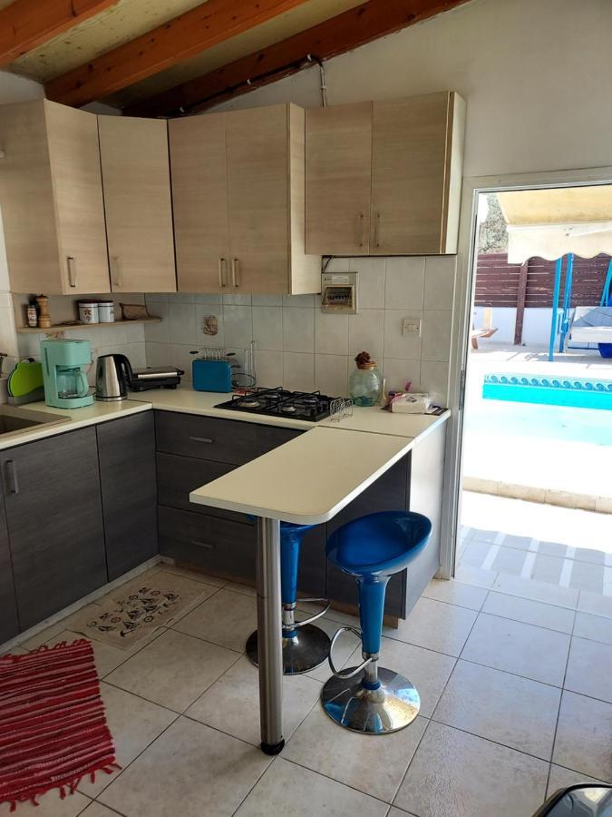 Alekas Pool And Garden * Paphos