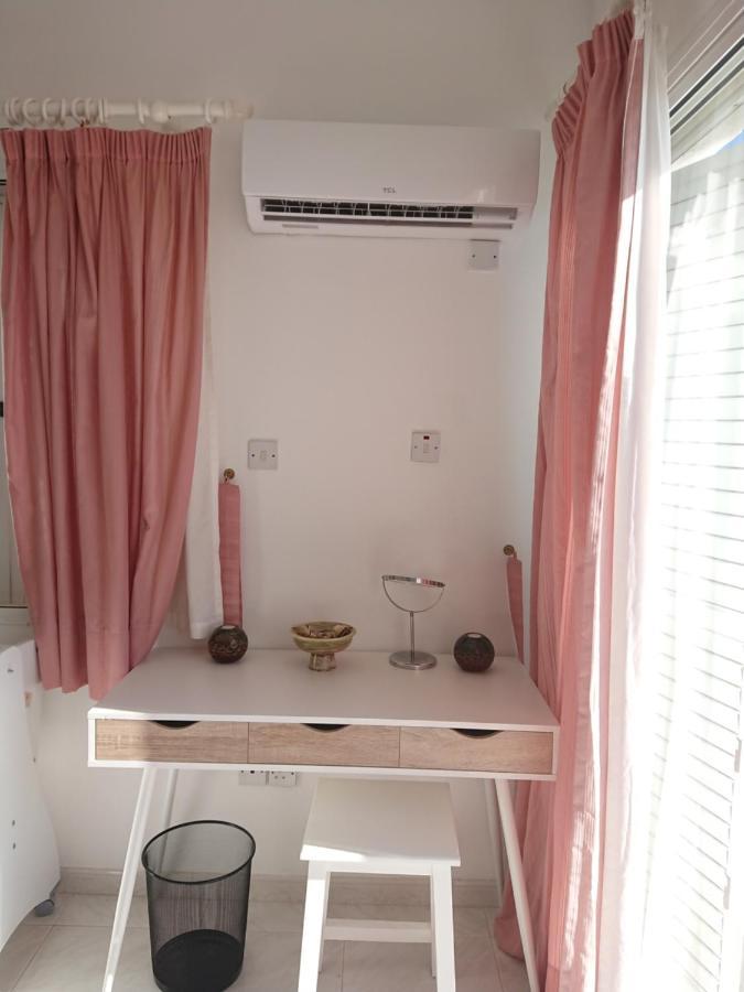 Peaceful Townhouse With Private Pool Near The Sea * Paphos