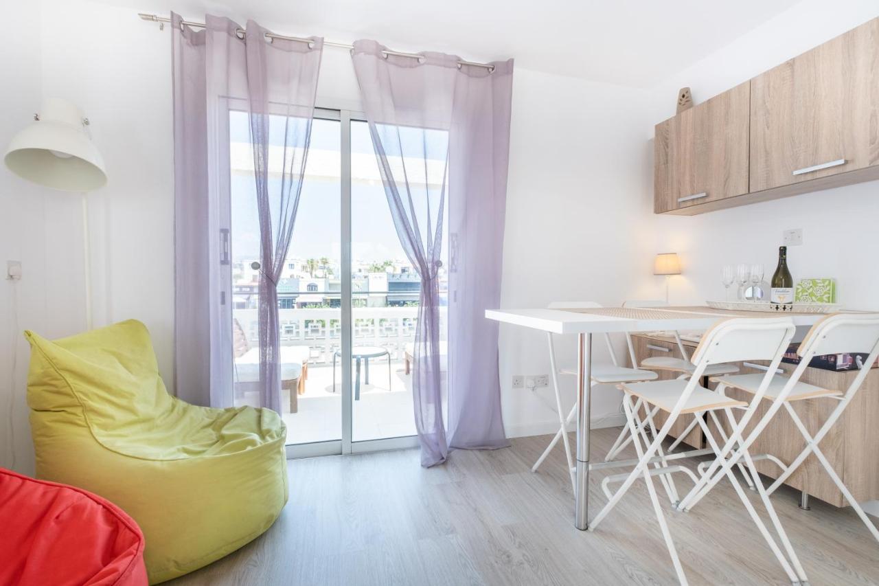 Seaview 3 Bedroom Kings Road Penthouse Apartment Paphos
