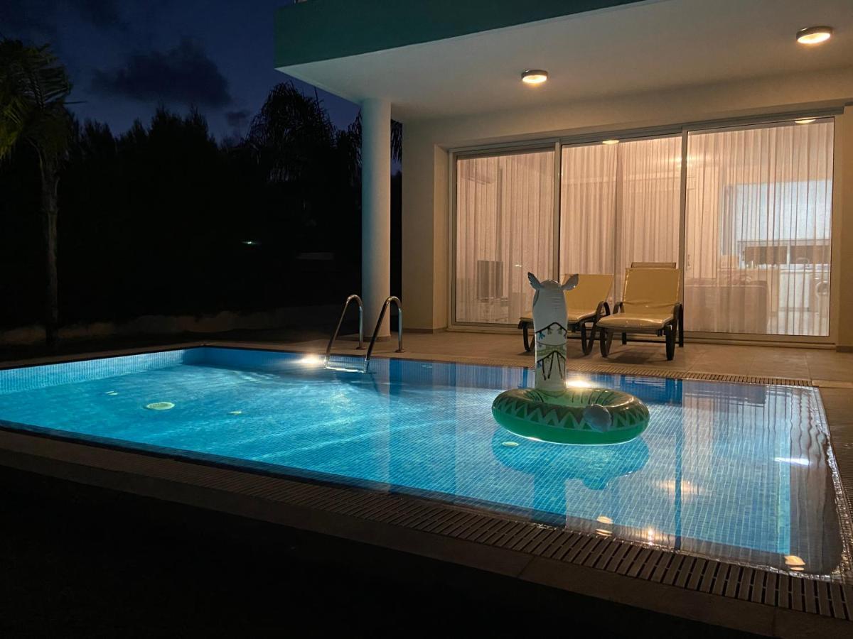 Iasonas Villas Coral Bay Pousada