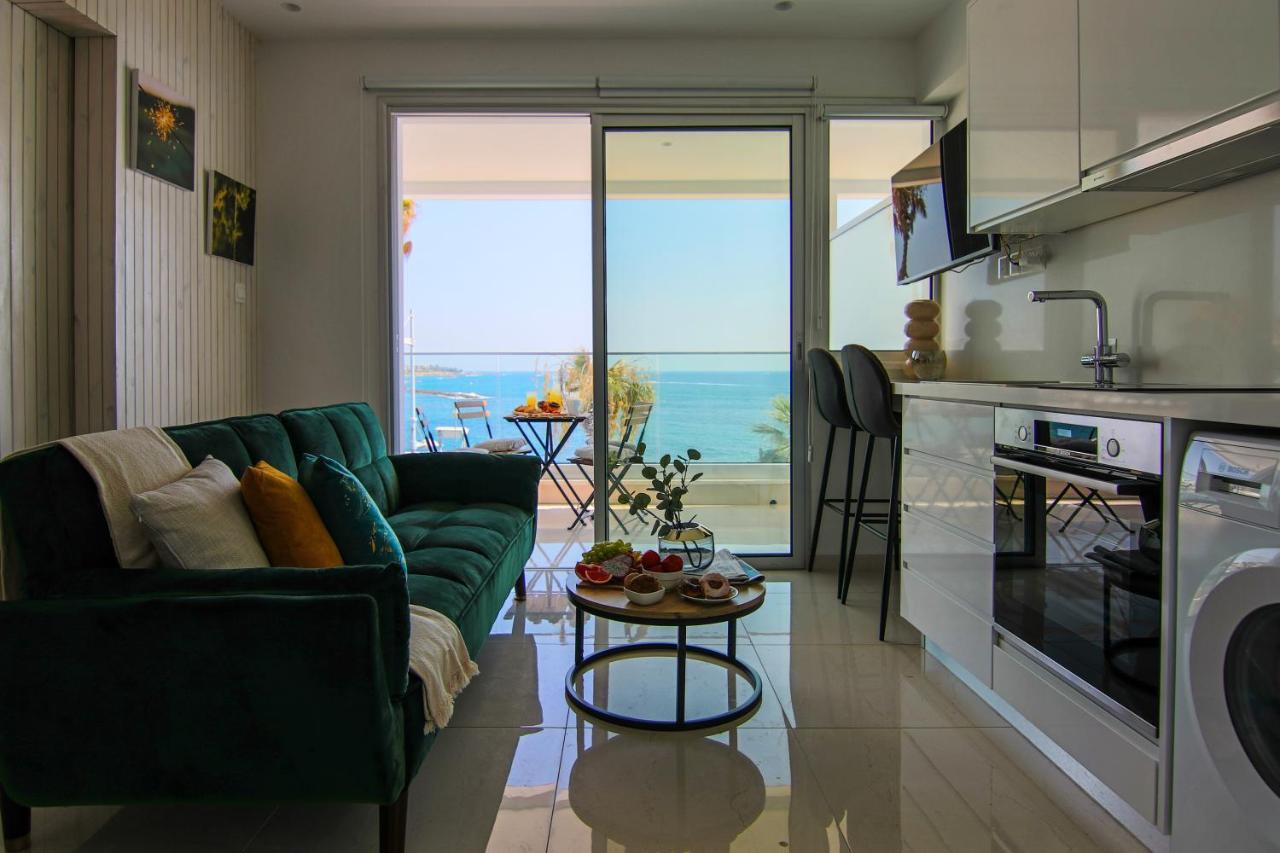 Phaedrus Living: Seaview Emerald Flat Lighthouse 48