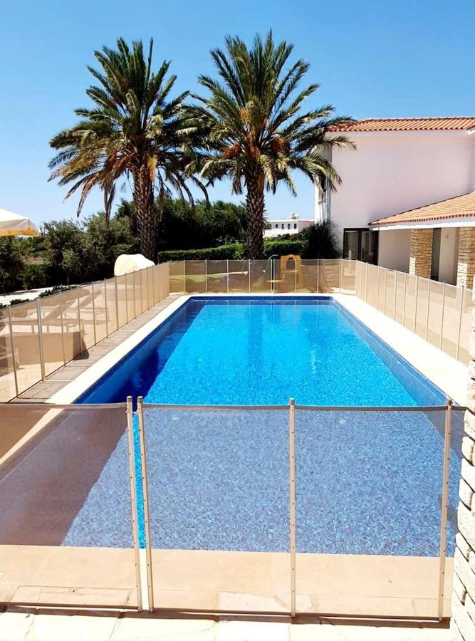 Villa Luxury 6 Bedroom With Privet Pool In *