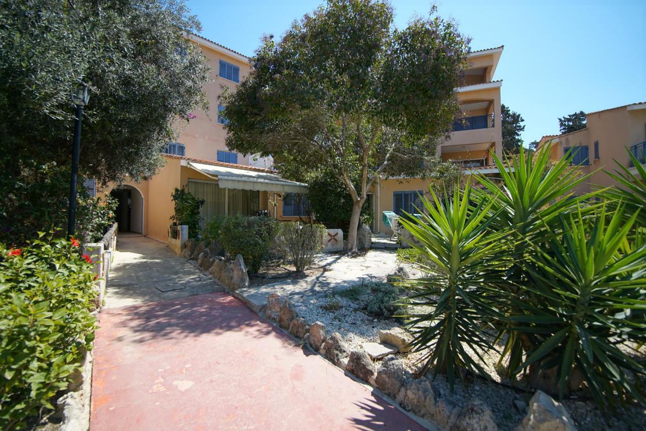 Paradise Gardens 3 Block B 205 Apartment Paphos