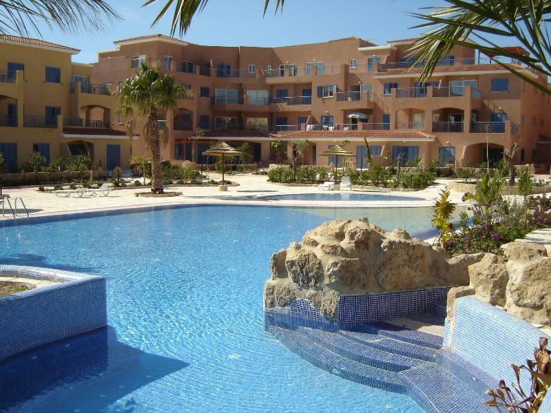 Apartment Stylish 1 Bedroom In Limnaria Gardens *