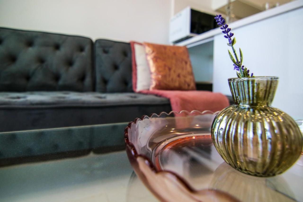 Phaedrus Living: Seaview Onyx Flat Lighthouse 48