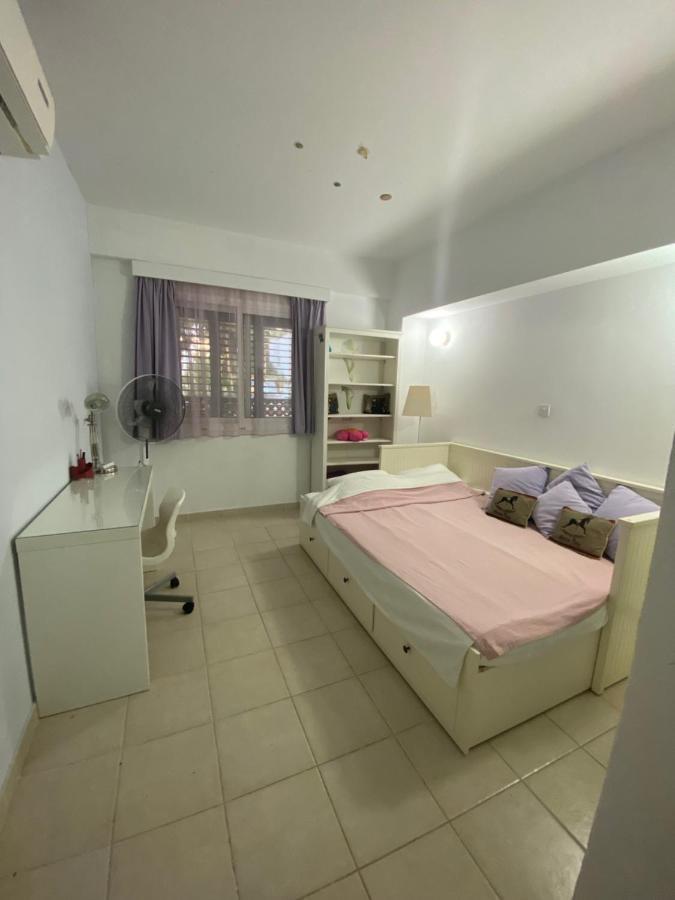 Limnaria Gardens * Paphos