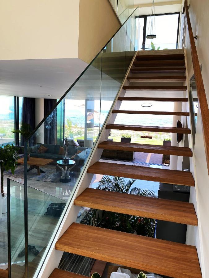 Faros Beach Front Residences No.1, *