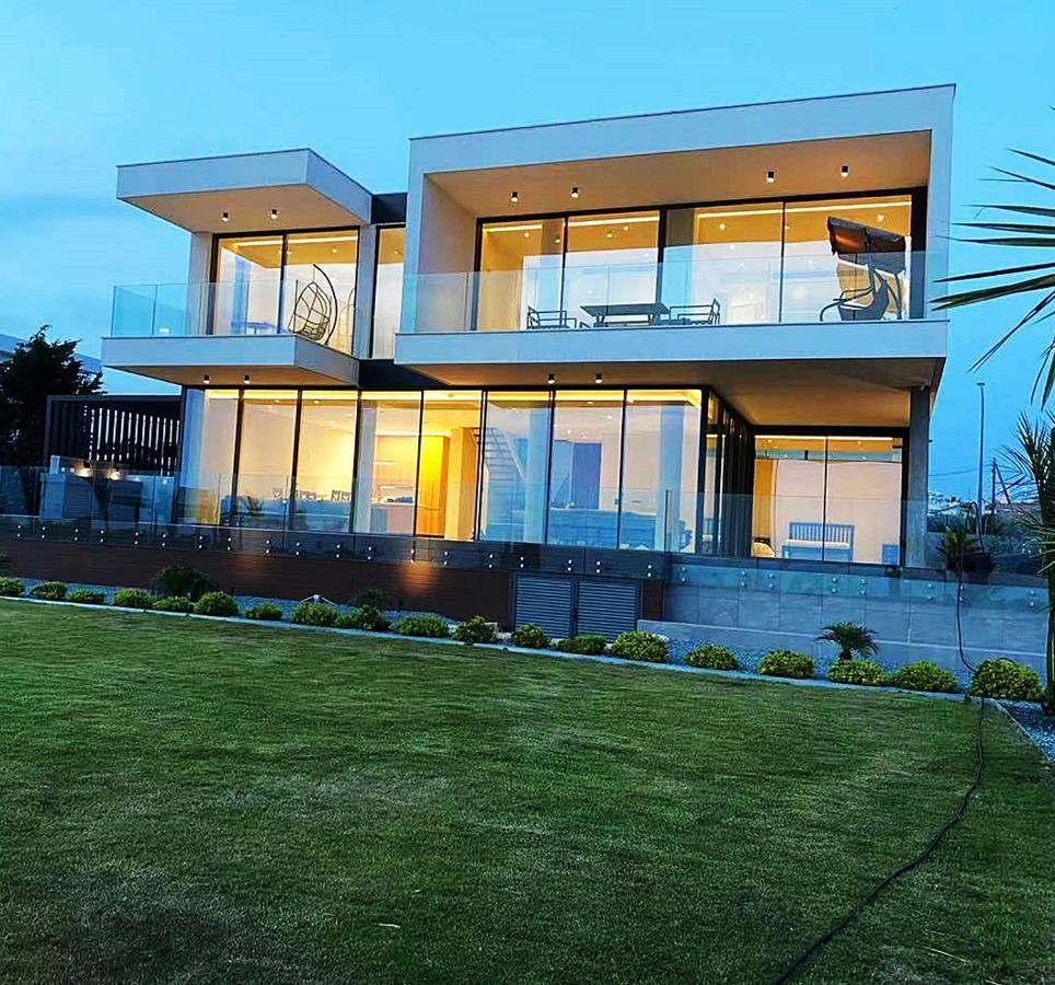Faros Beach Front Residences No.1, Paphos