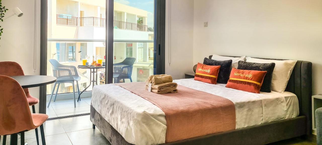 Phaedrus Living: Seaside Luxury Flat Athina 115