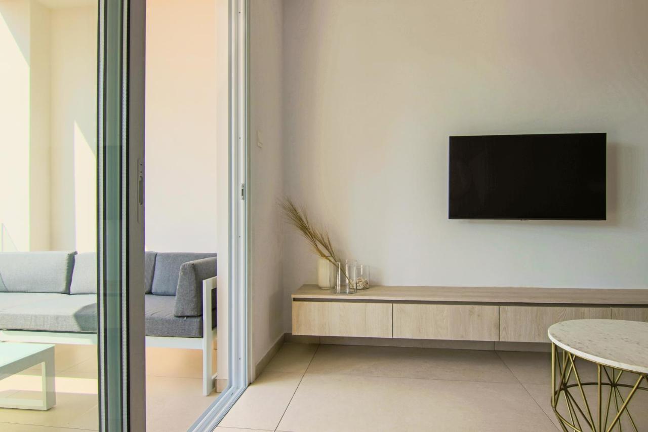 Phaedrus Living Seaview Flat Limnaria 154 *