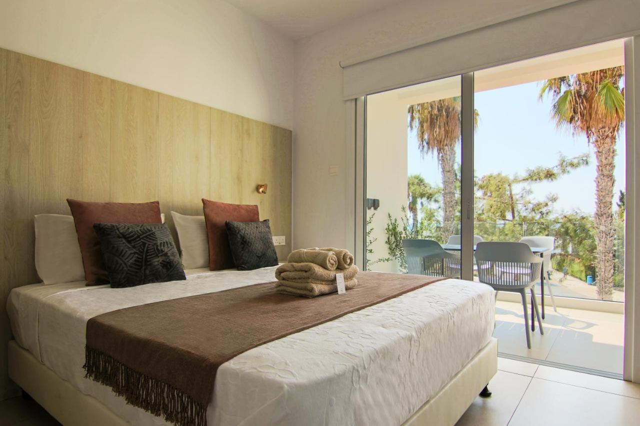 Phaedrus Living Seaview Flat Limnaria 154 *