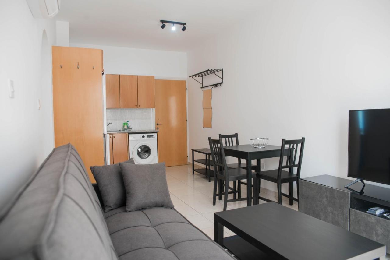 Renovated One Bedroom In With Pool Paphos