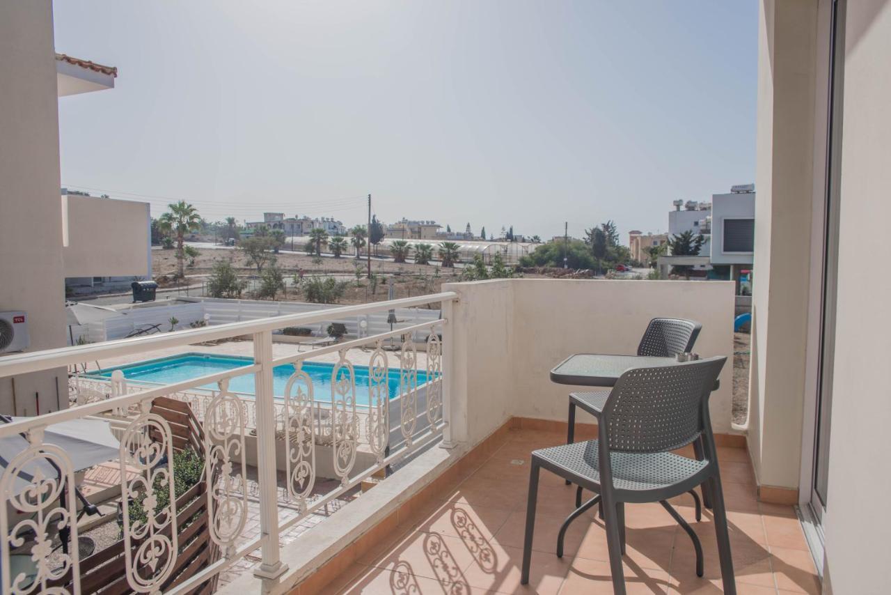 Renovated One Bedroom In With Pool Paphos
