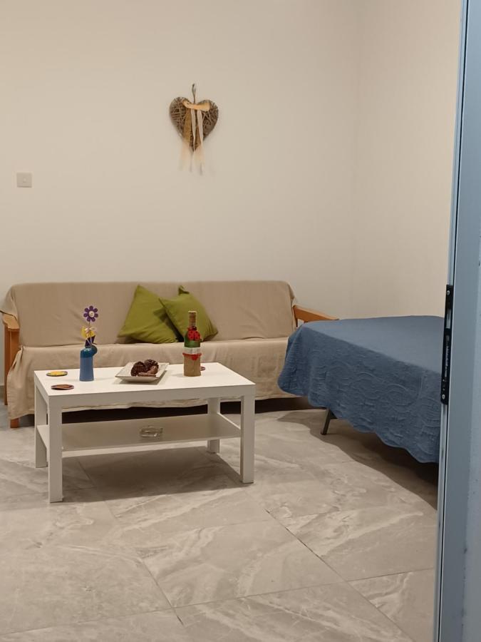 Apartment Andri' S Place *