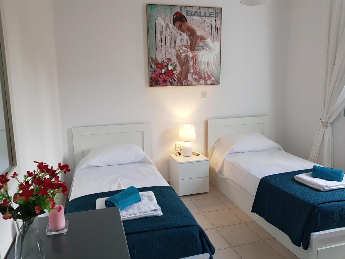 Apartment Paradise Gardens Iv 2 Bd Amazing