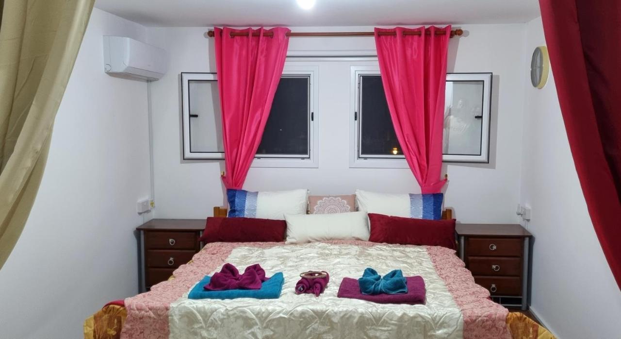 Buenaventura Cosy Kato *