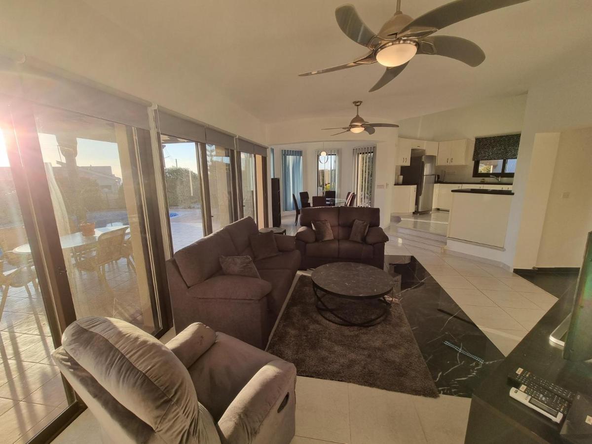Villa Phoenix In Secret Valley