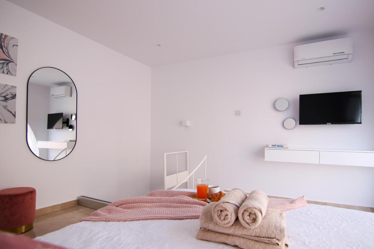 Phaedrus Living: Luxury Maisonette Lighthouse 60