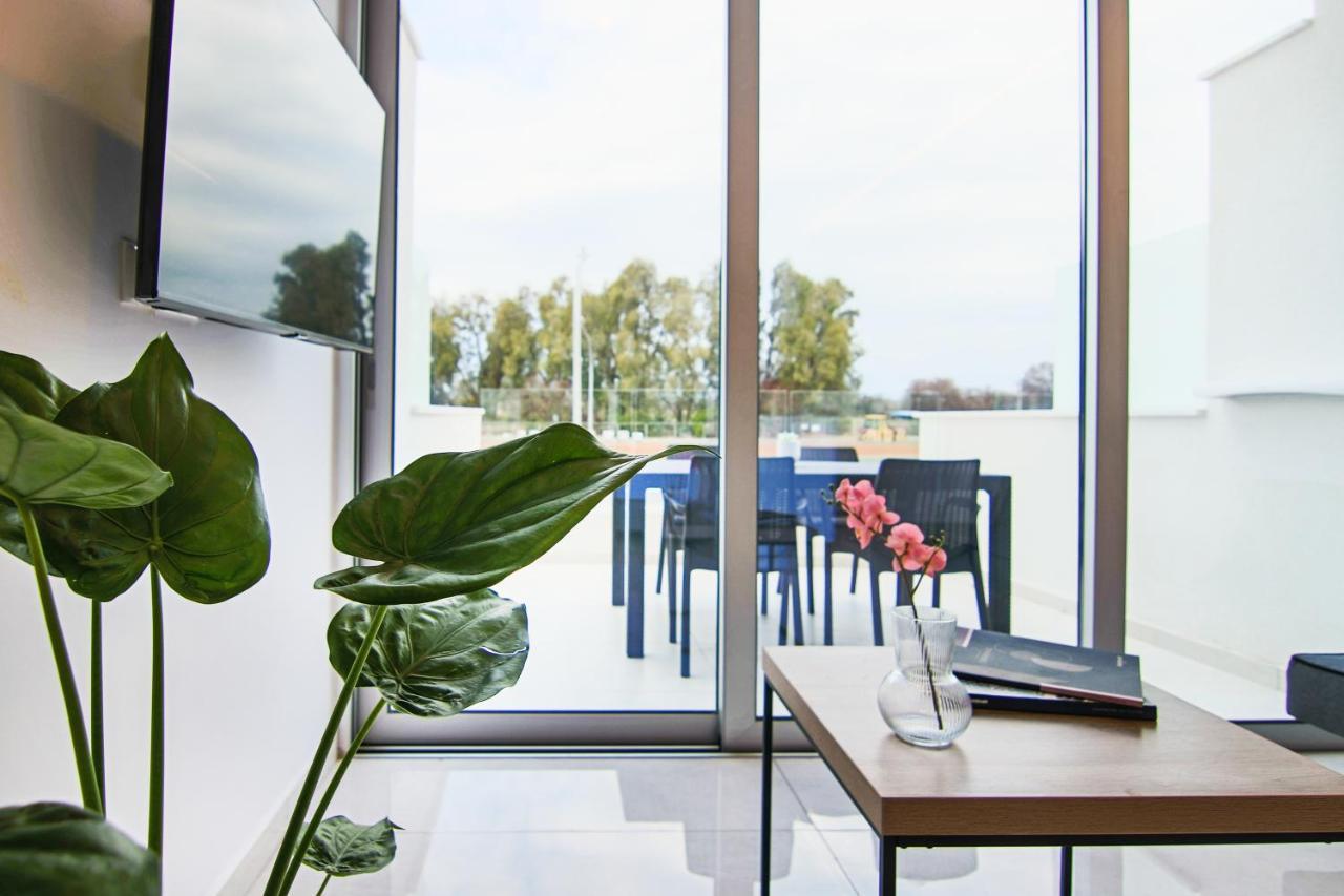 Phaedrus Living - Seaside Luxury Flat Harbour 108 Apartment *