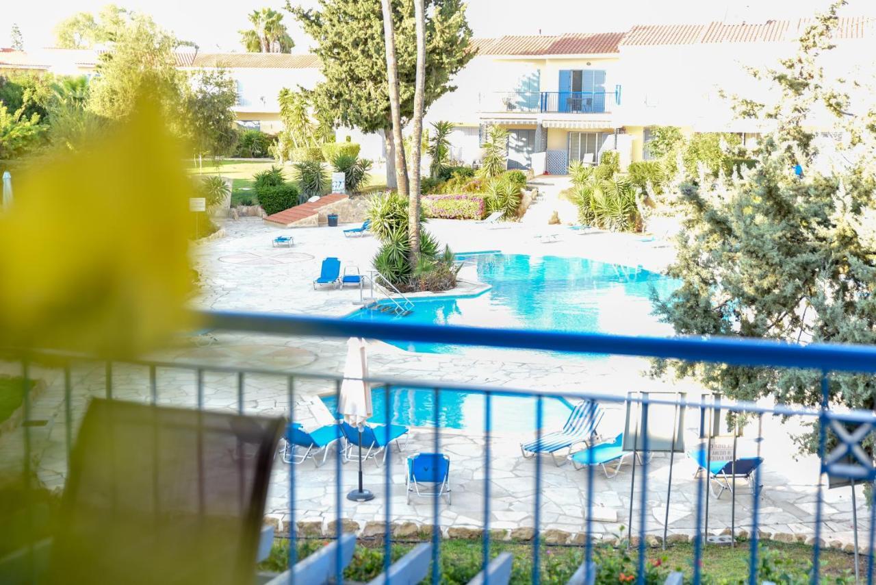 Paradise Gardens With A Large Terrace * Paphos