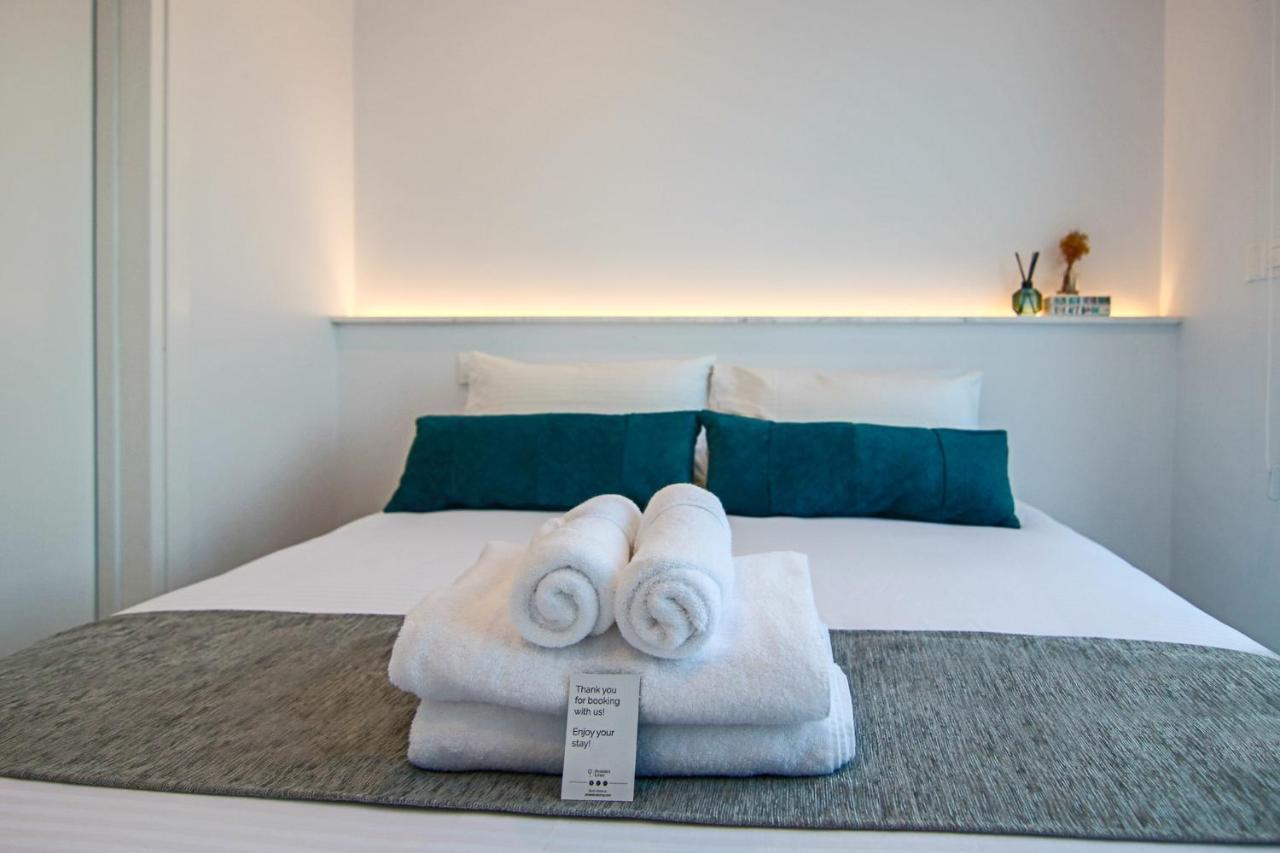 Phaedrus Living Apartment
