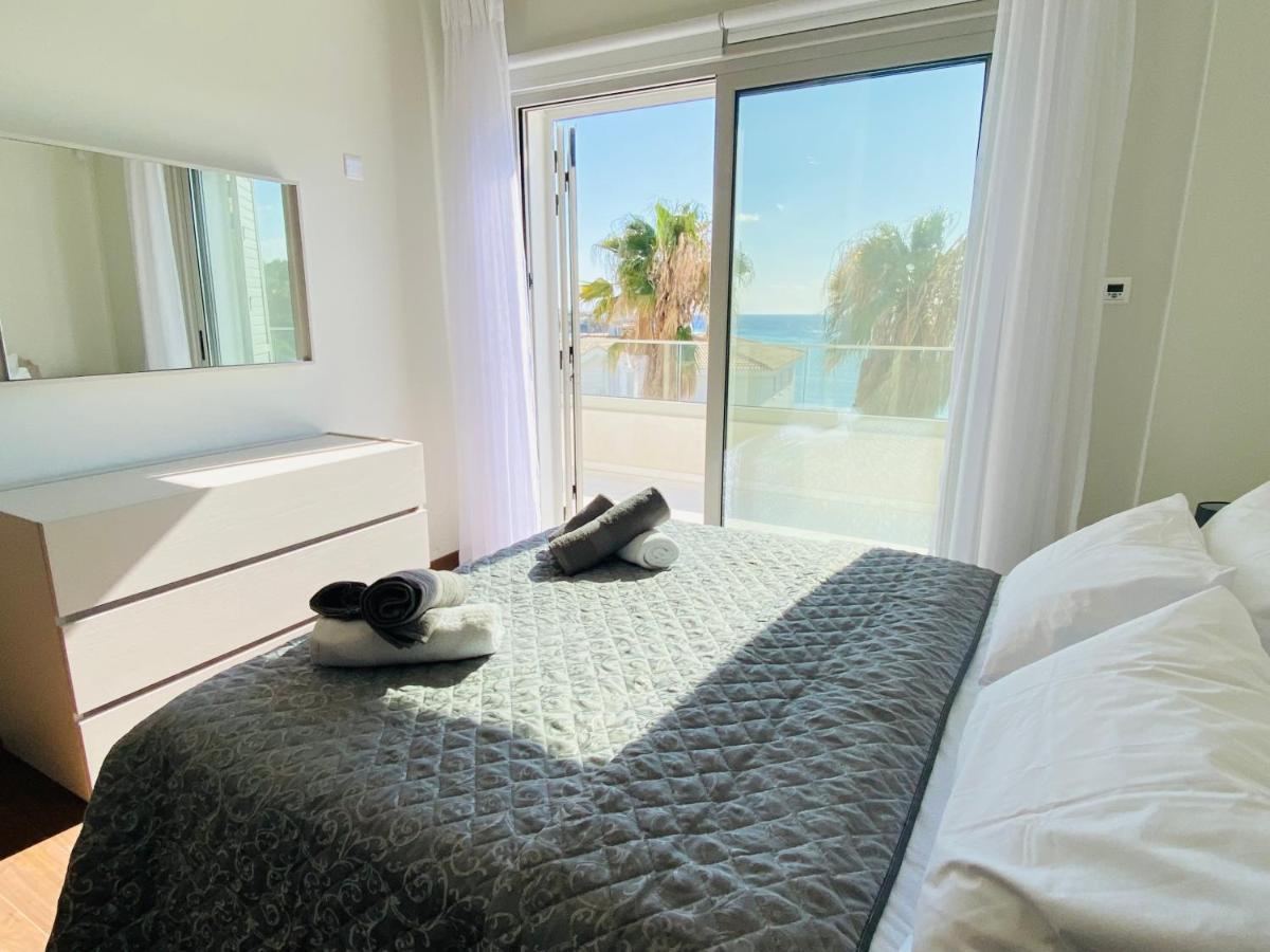 Coral Bay Villa