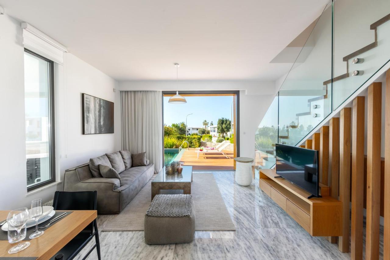 Laurus 6, Walking Distance To The Paphos