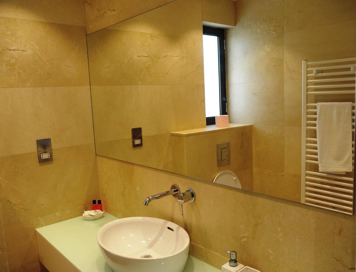 Luxury 6 Bedroom With Privet Pool In *