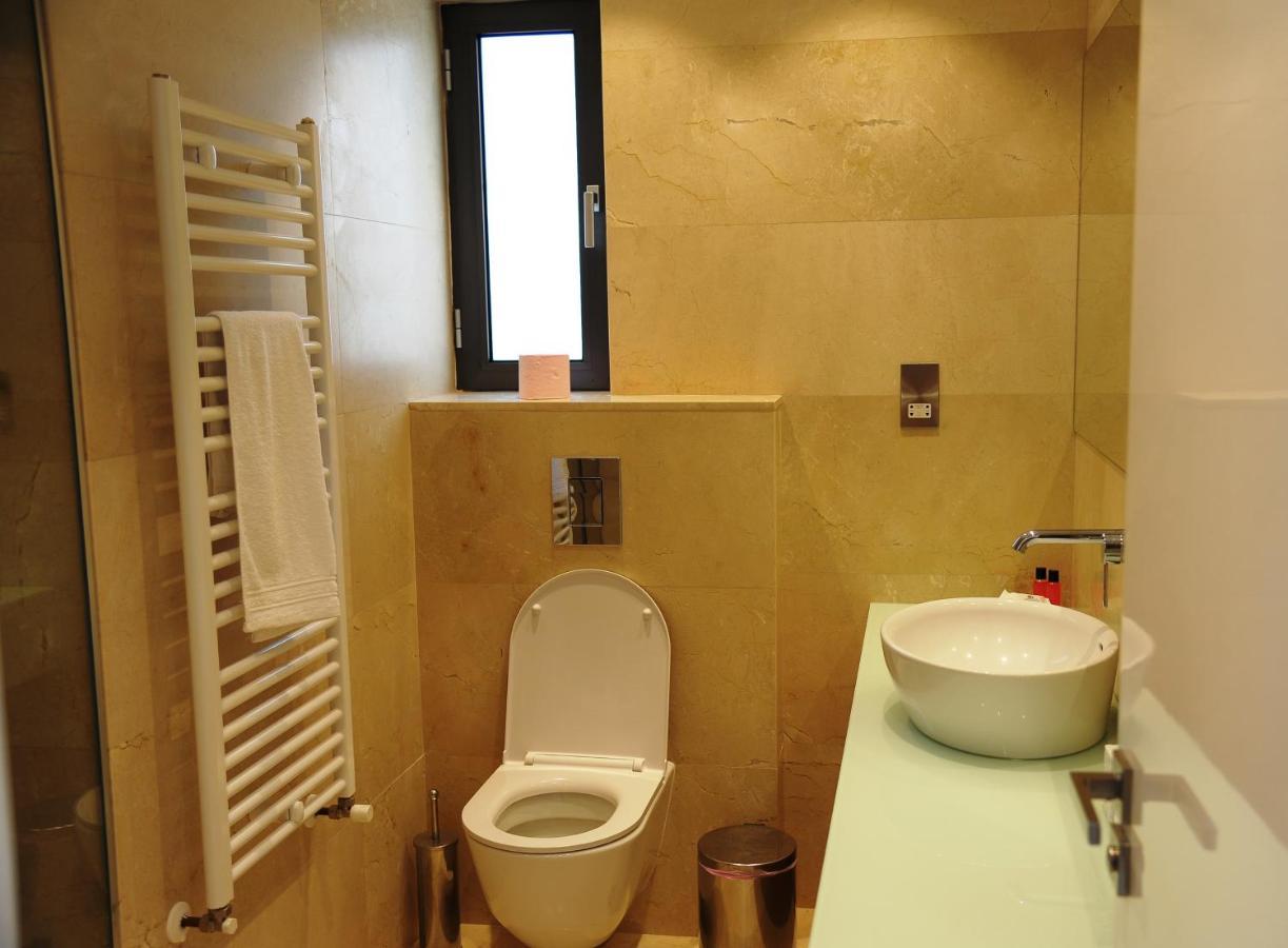 Villa Luxury 6 Bedroom With Privet Pool In *