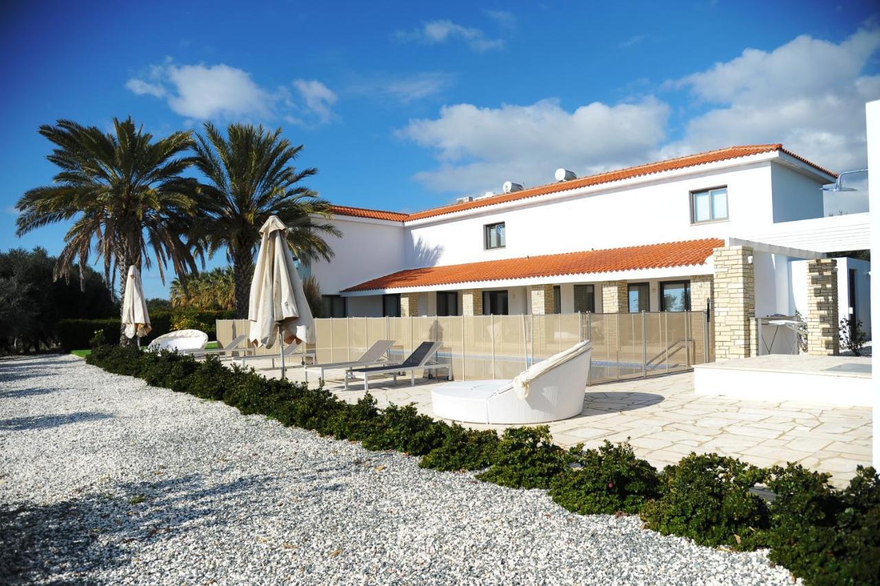 Luxury 6 Bedroom With Privet Pool In Villa Paphos