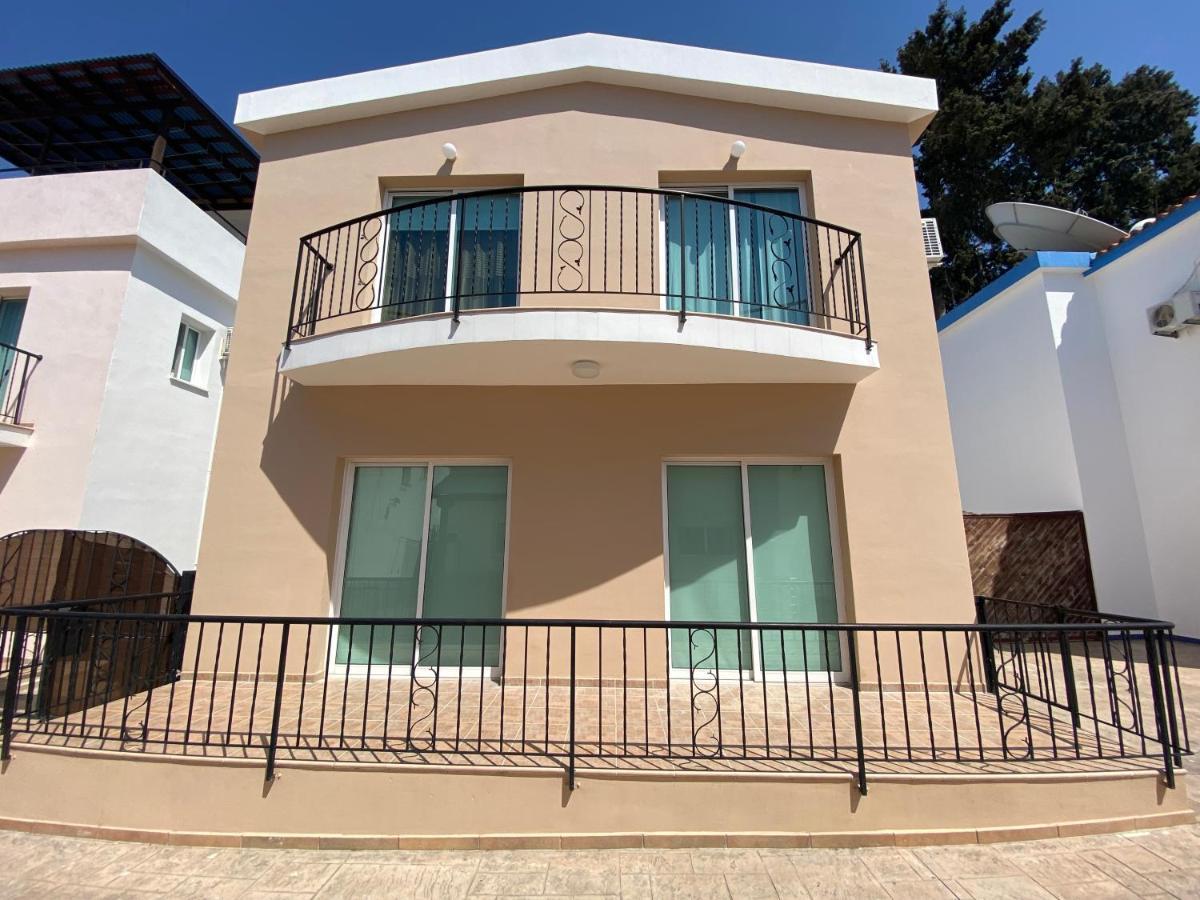 Villa Three Bedroom Casa De Paphos