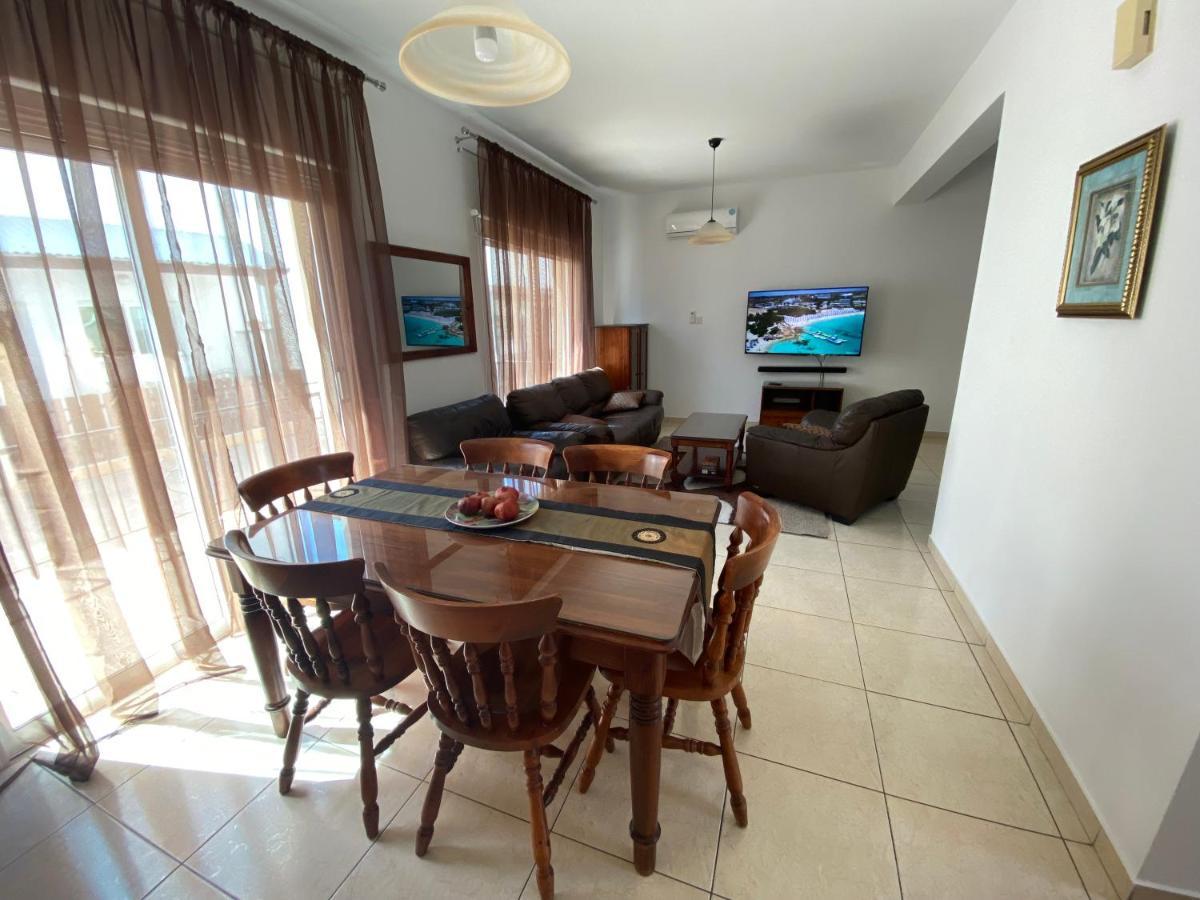 Villa Three Bedroom Casa De