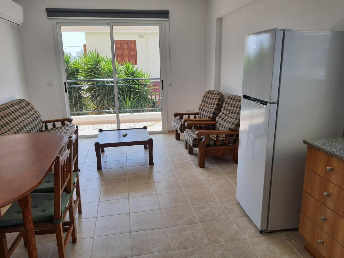 Lovely At The Center Of Apartment