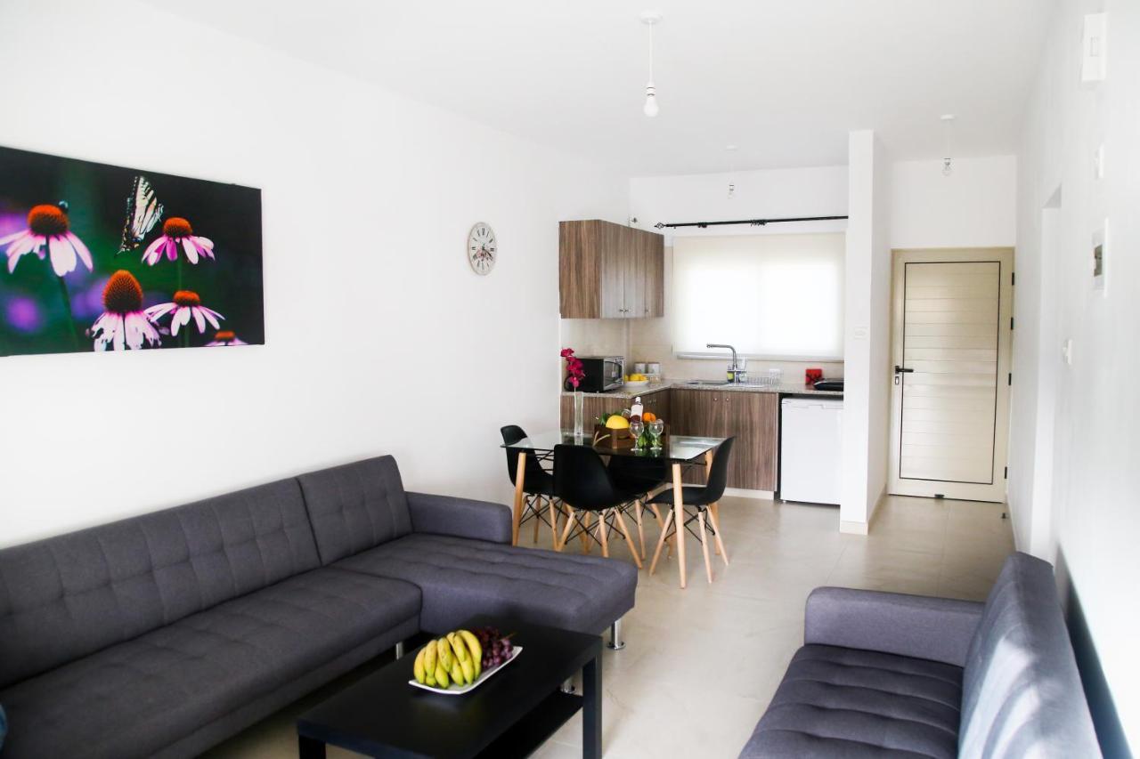 1b Seaside Orchid, Sea, Center Apartment *